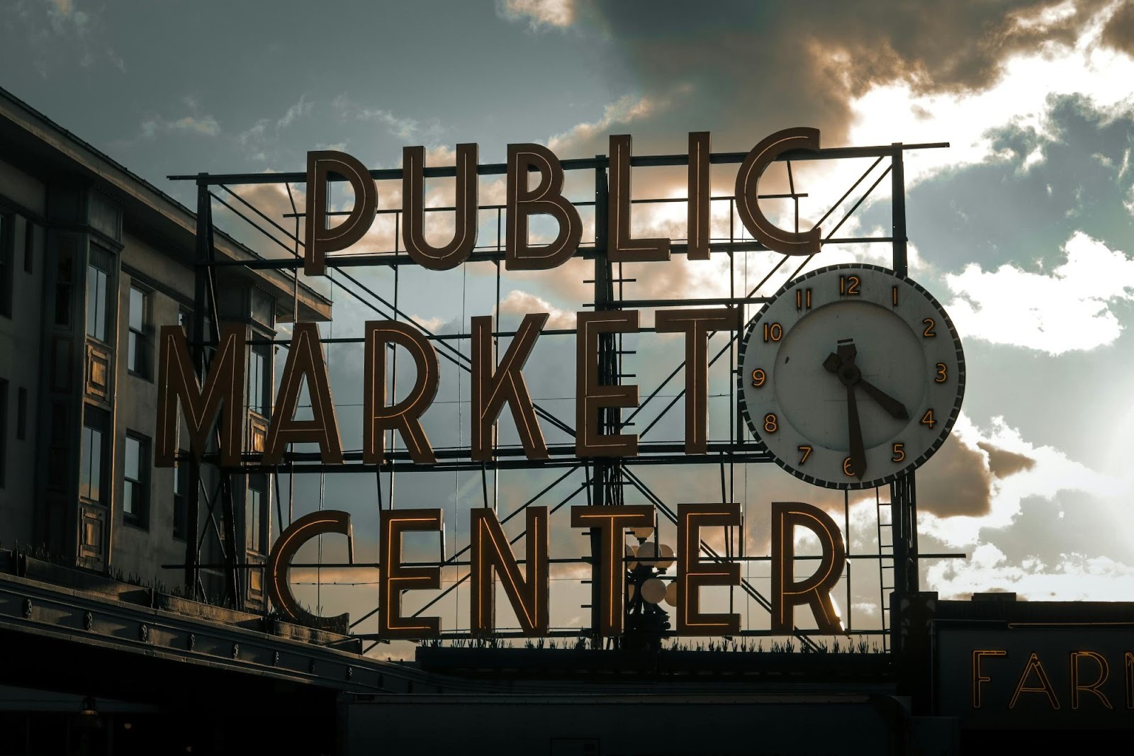 "Public Market Center" sign, symbolizing local market visibility and the importance of Local SEO for physical stores.