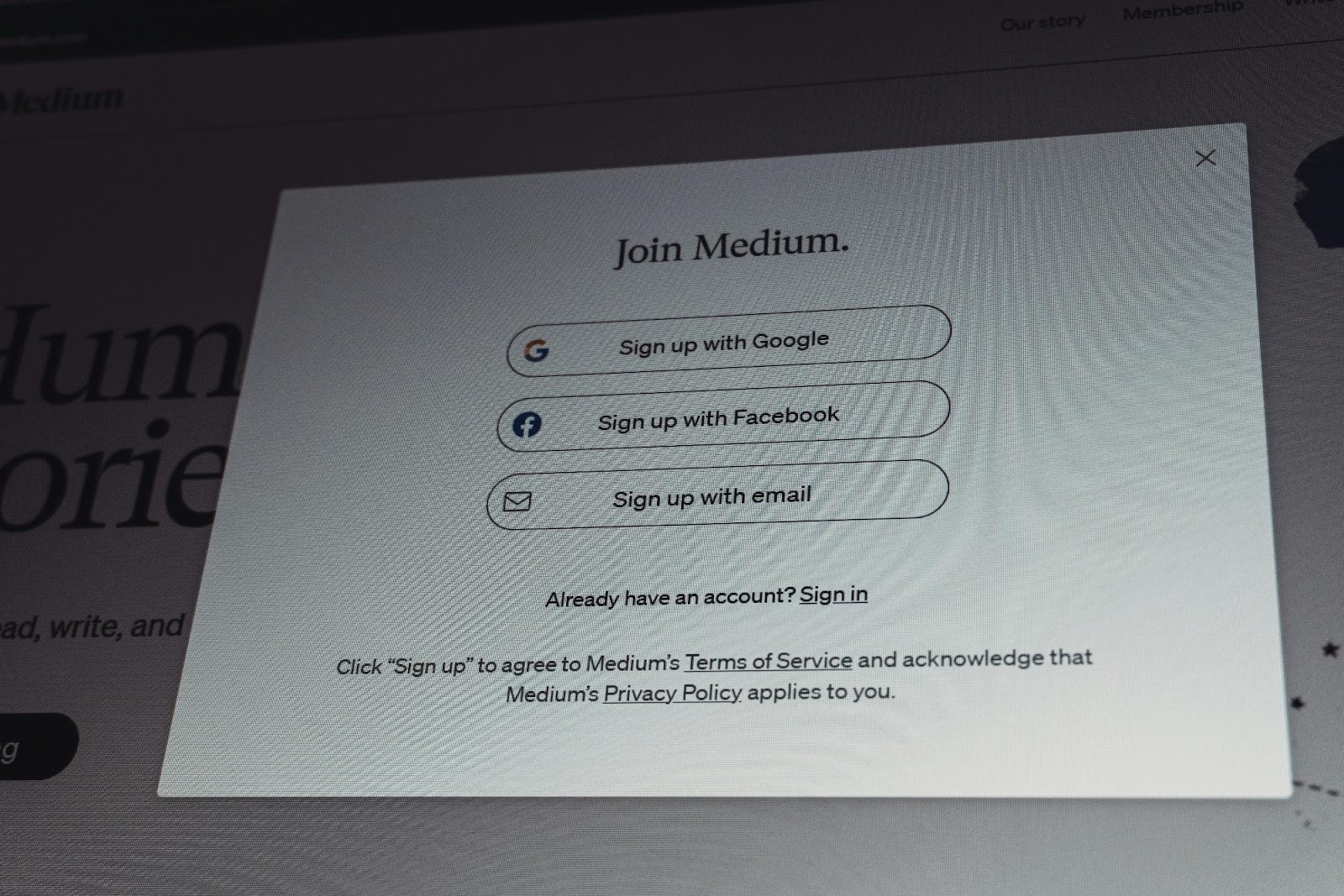 "Sign up" popup example, demonstrating lead generation strategies to capture patient emails for newsletter marketing.